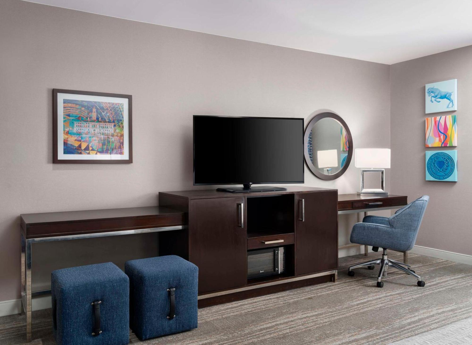 Hampton Inn & Suites-Worcester, Ma Bagian luar foto