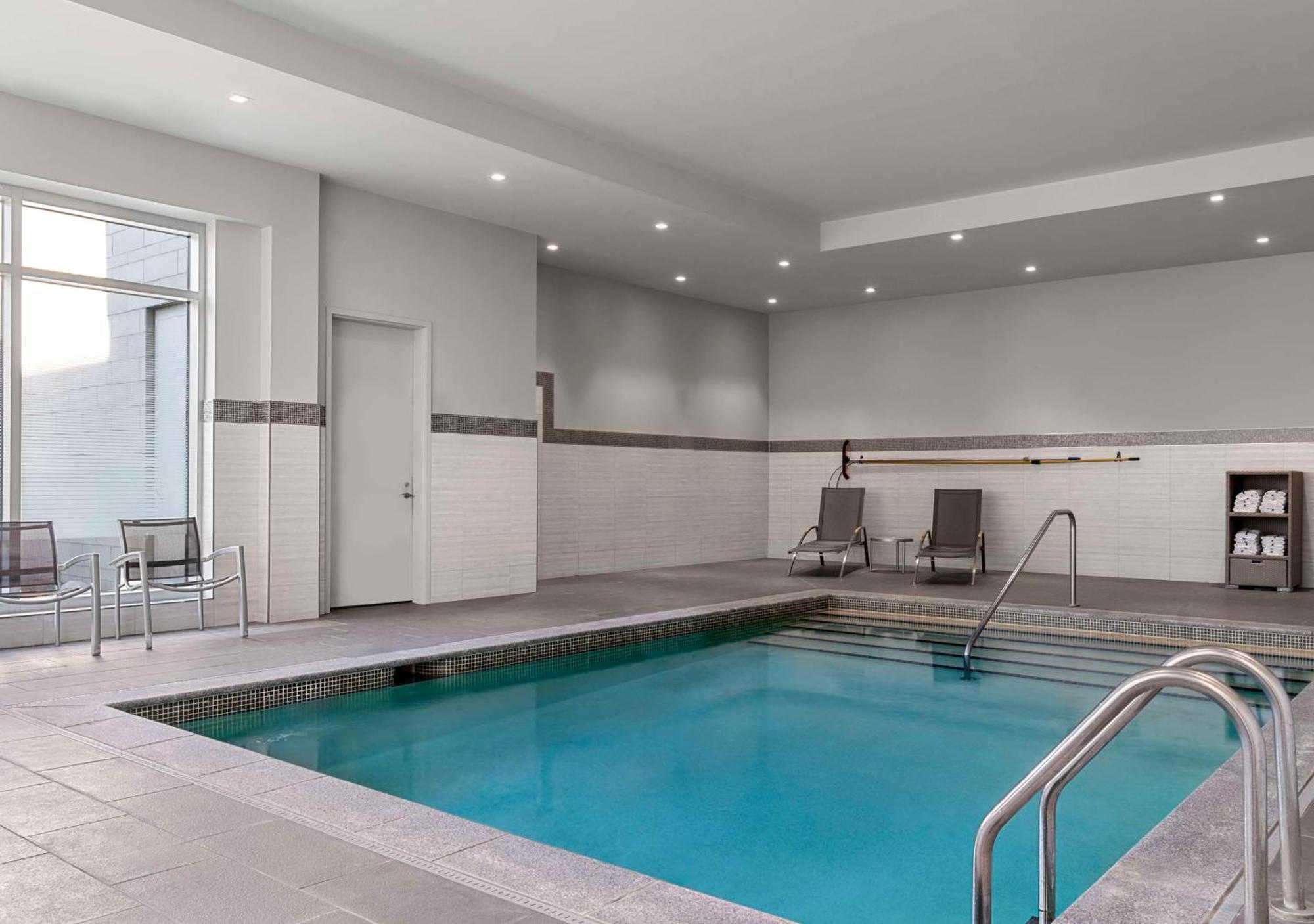 Hampton Inn & Suites-Worcester, Ma Bagian luar foto